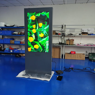 comprar 4000cd/M2 Outdoor Digital Advertising Boards Interactive Digital Signage RK3568 Android 11 online manufacture
